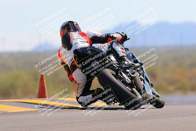 media/Oct-09-2022-SoCal Trackdays (Sun) [[95640aeeb6]]/Turn 9 Backside (120pm)/